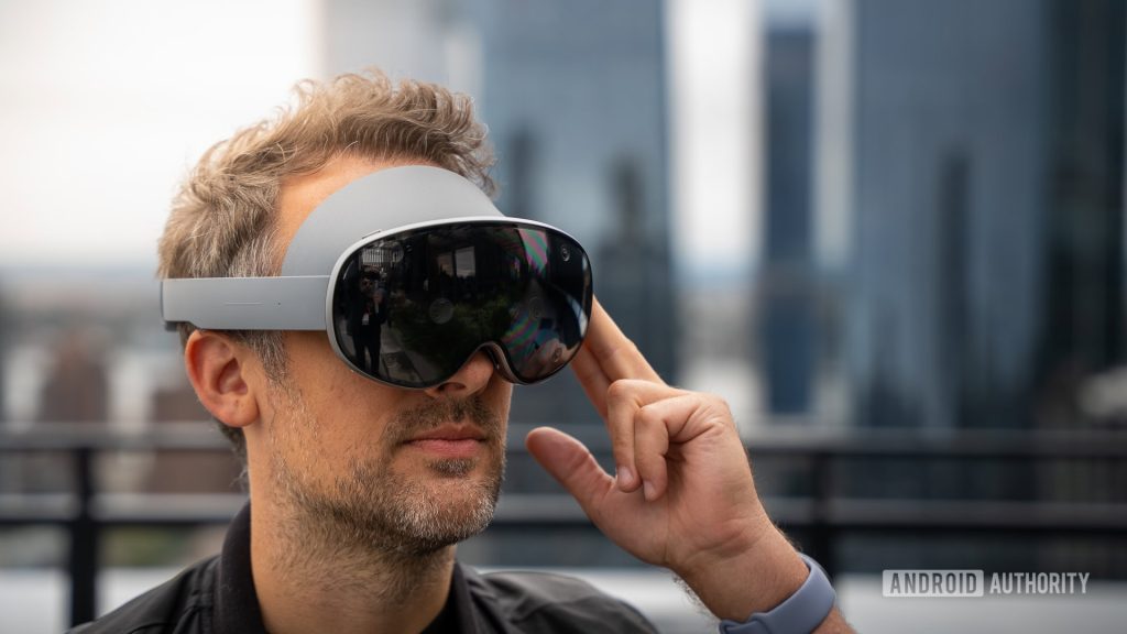 The latest Android XR update gives the Galaxy XR some fancy new tricks