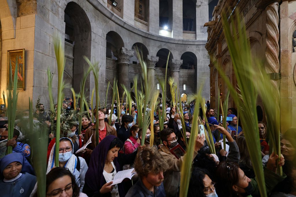 The untold story behind Cardinal Pizzaballa's forbidden entry into the Holy Sepulcher