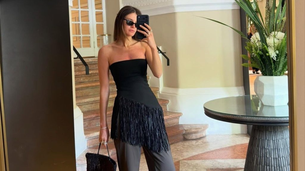 These trendy Zara items are at the peak of summer '26