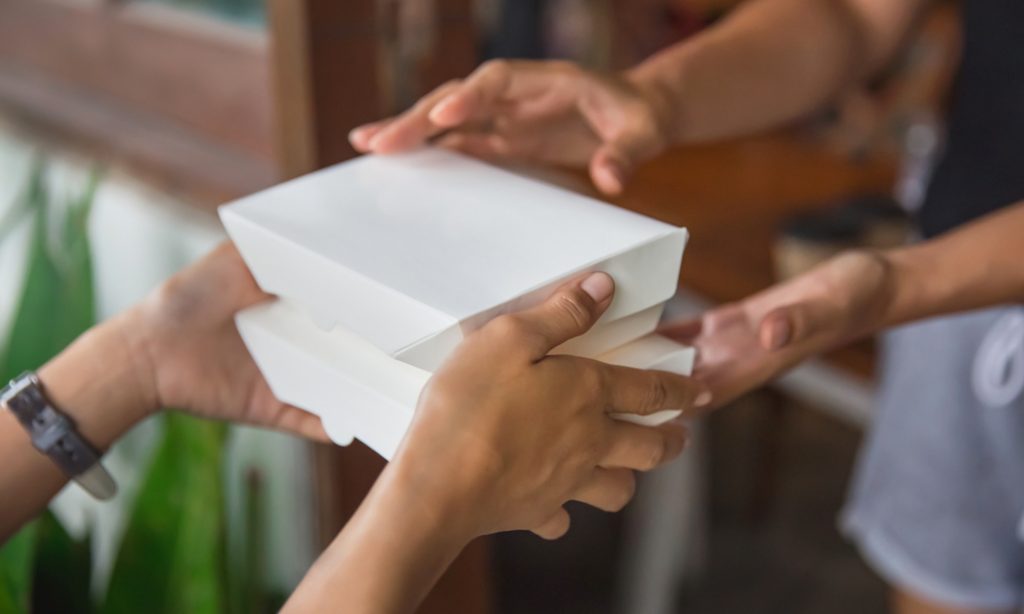 This Easy 1-Week Swap Cuts Hormone-Disrupting Chemicals by 50%