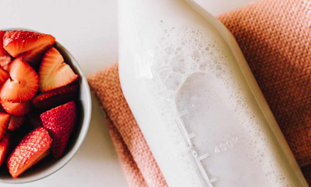 This Two-Food Combination May Be the Secret Bloating Solution You've Been Missing