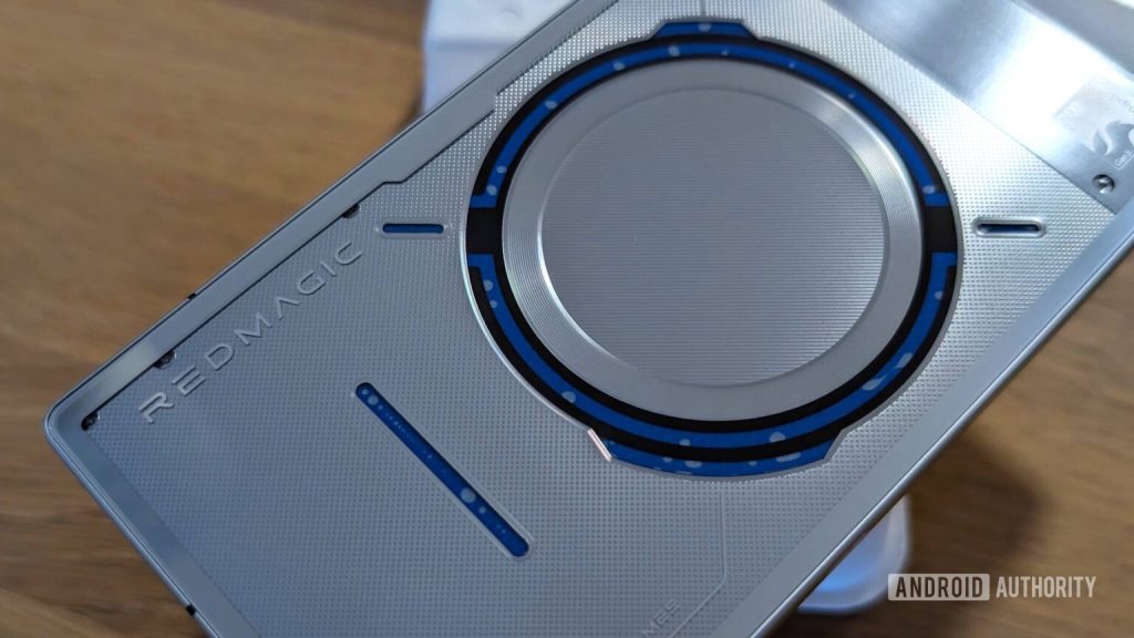 This next-generation Android gaming tablet can keep peak performance with liquid cooling This next-generation Android gaming tablet can keep peak performance with liquid cooling