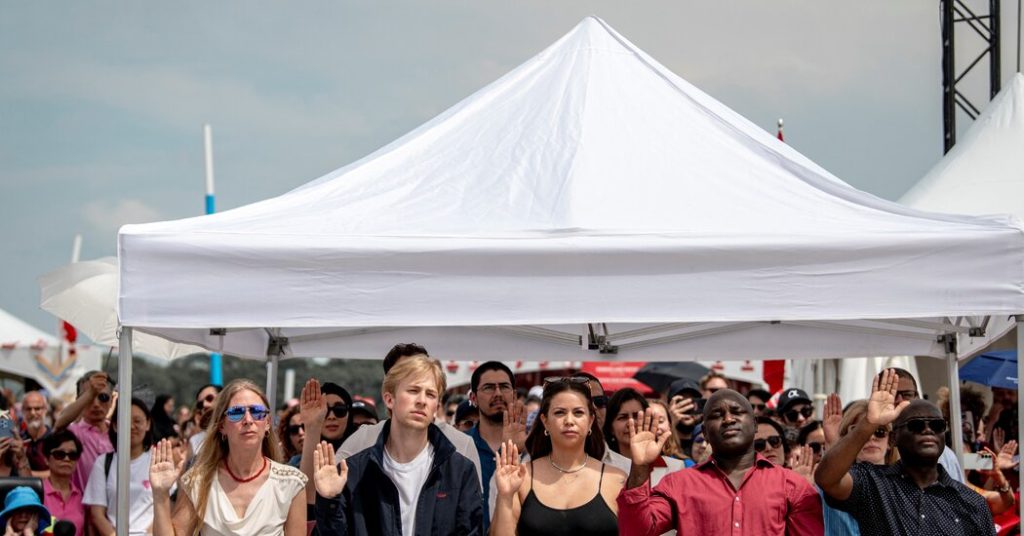 Thousands of Americans line up to apply for new path to Canadian citizenship