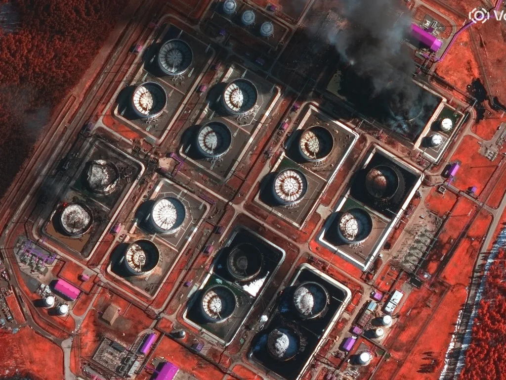 Ukraine hits port in Russia's Primorsk, oil refinery in Nizhny Novgorod news