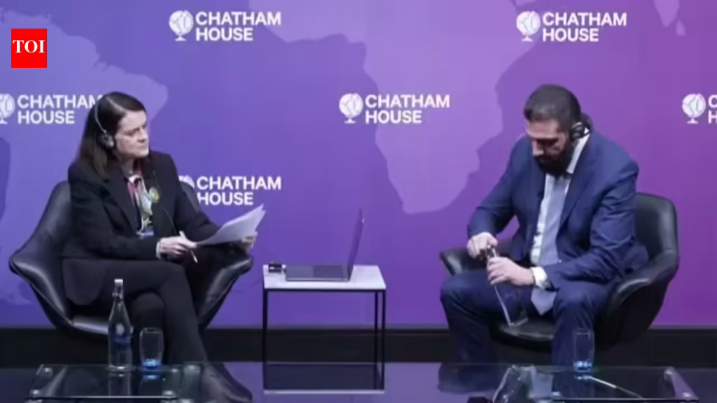 Watch: During the program in Britain, the Syrian President had difficulty in opening the water bottle, the female host helped, the video went viral.