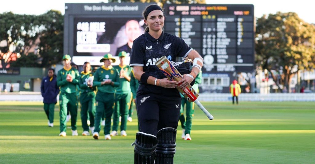 With the help of Amelia Kerr's 179-run innings, New Zealand leveled the series win over South Africa in the second women's ODI.