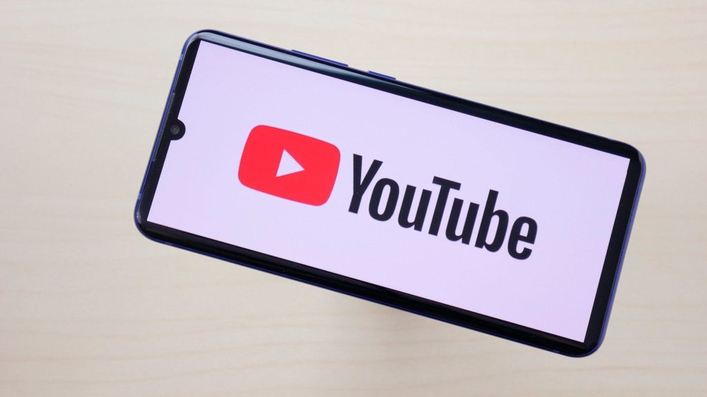 YouTube livestream on mobile makes ads less annoying, but there's a caveat