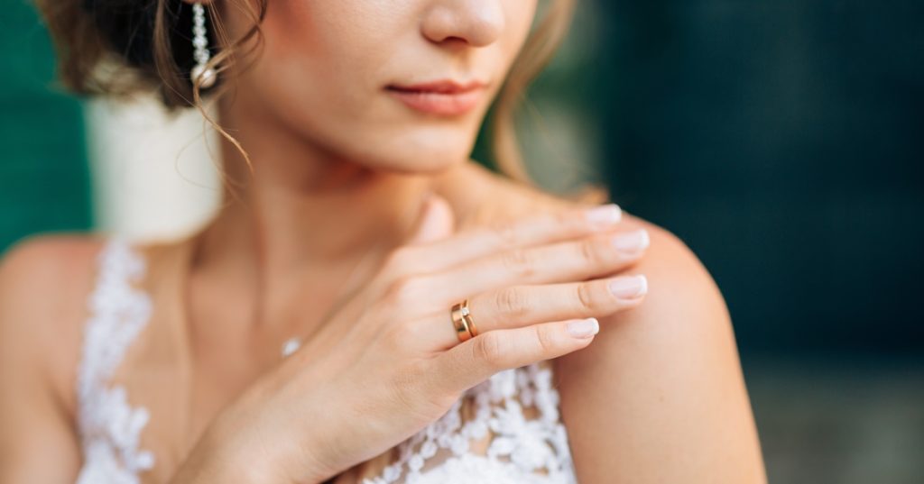 A modern way to pair your wedding and engagement rings