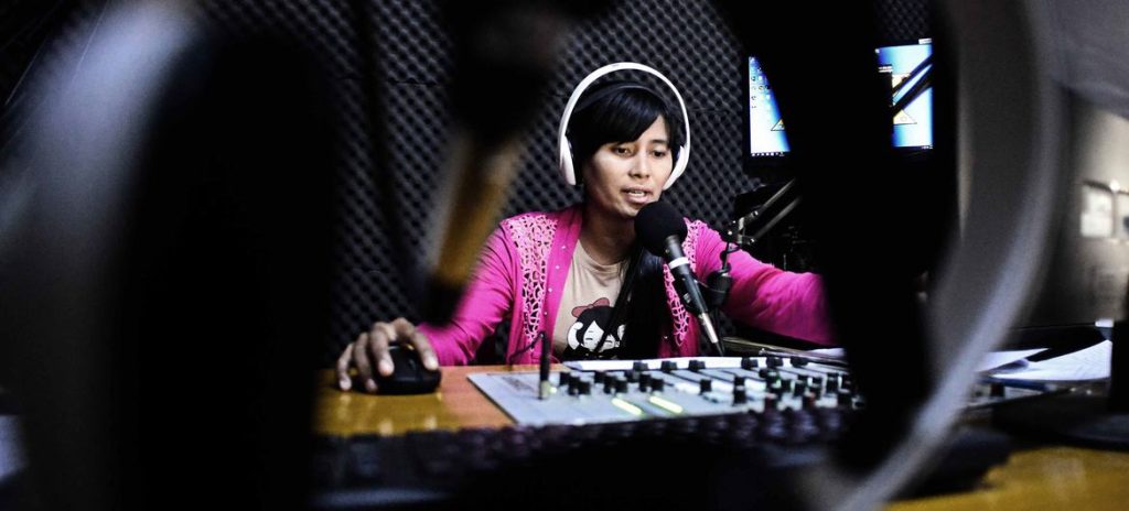Abuse of female journalists made 'easier and more harmful' by AI - Global Issues