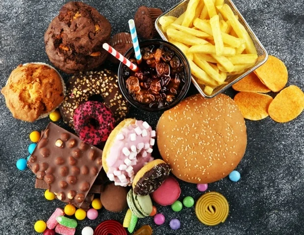 Children often pressure parents to buy unhealthy foods while shopping