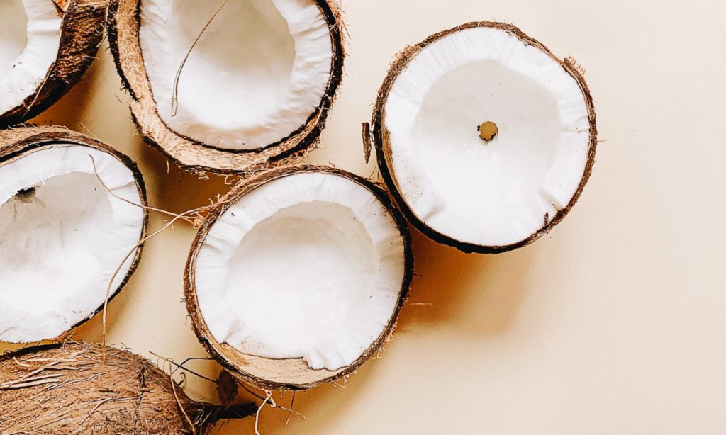 Coconut Flour: Nutrition, Benefits and How to Use It