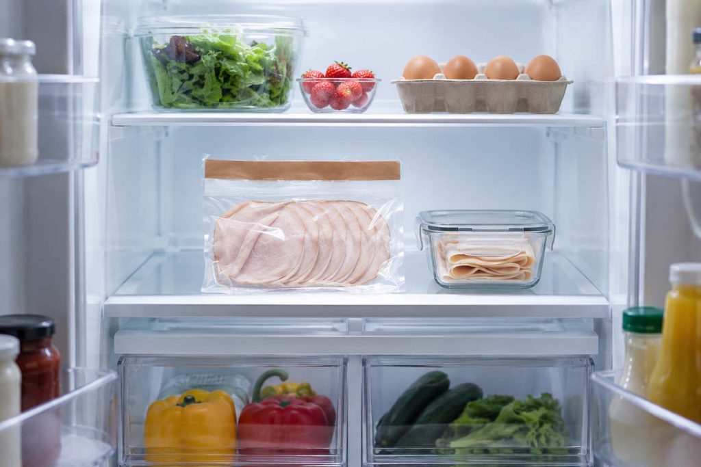 Do deli turkeys need to be refrigerated?