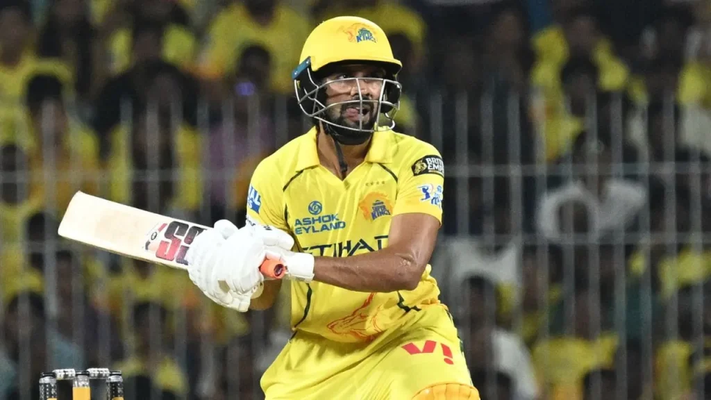 Fans angry with Ruturaj Gaikwad's attitude against SRH; failed to hit even a single four