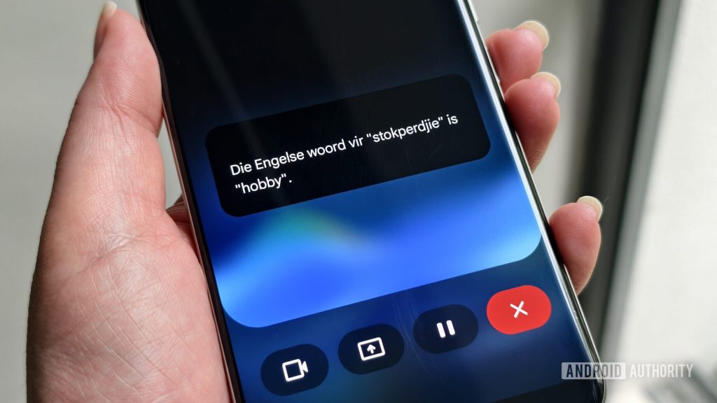 Gemini Live's new interactive bar reportedly attracts users
