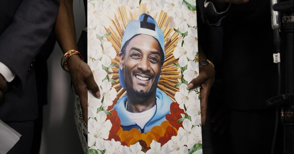 ICE agent who killed LA man accused of threatening to release identity