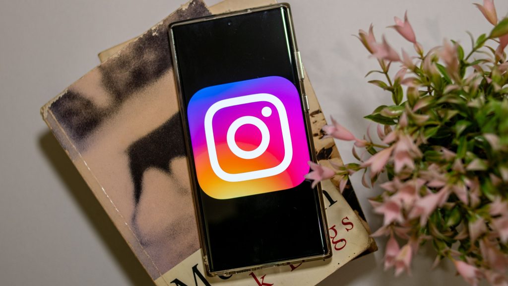 Meta can now see your Instagram messages, and it's time to stop using it
