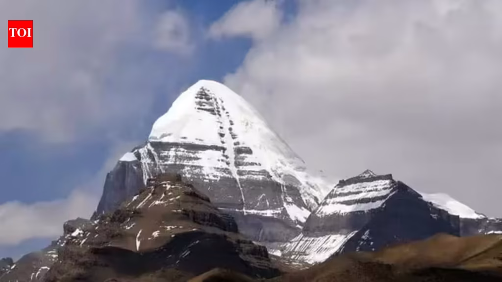 Nepal raises dispute with India, objects to Kailash Mansarovar Yatra via Lipulekh; Foreign Ministry responds