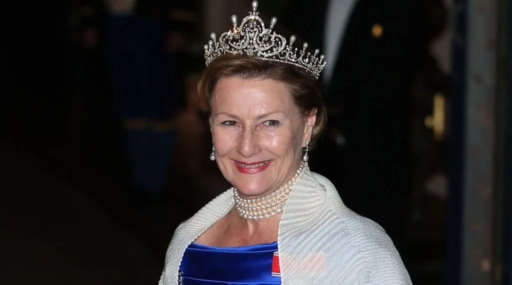 Queen Sonja of Norway suffers from heart failure diagnosis