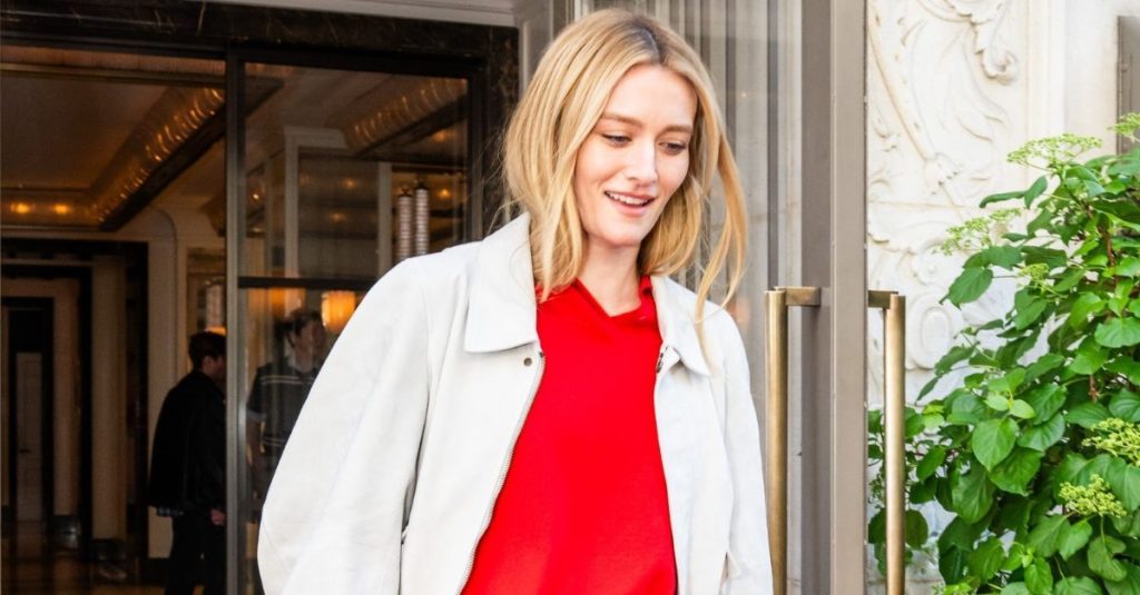 Sarah Pidgeon makes transitional dressing easy with this stunning knit