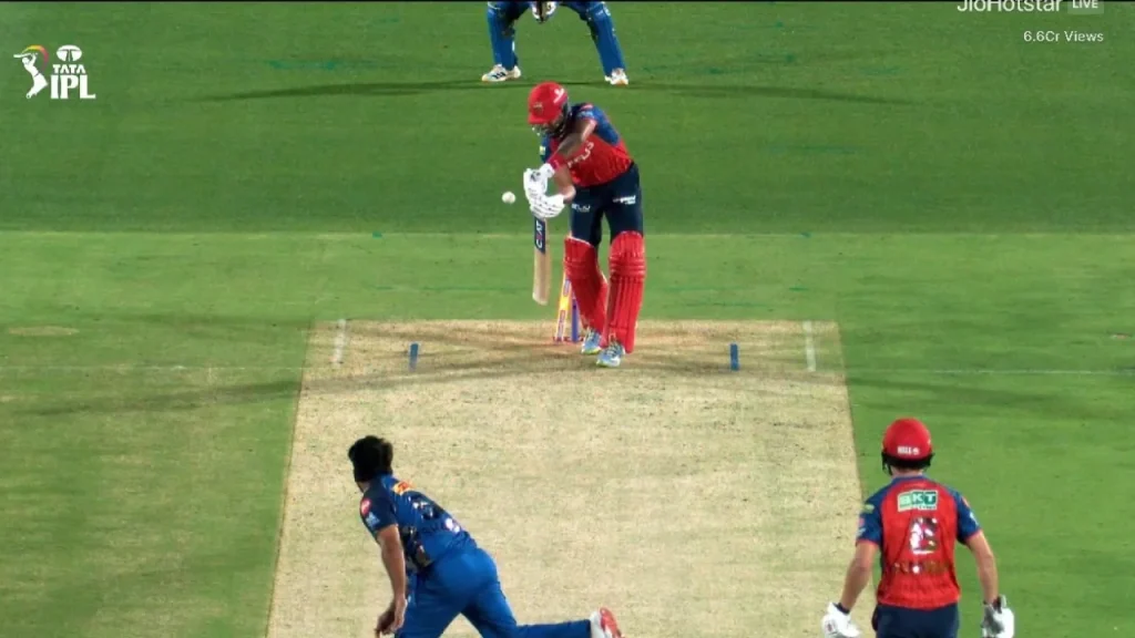 Shardul Thakur bids farewell to Shreyas Iyer in PBKS vs MI match