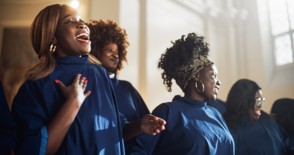 Singing Praises to God – Daily Devotional Today Singing Praises to God - Daily Devotional Today
