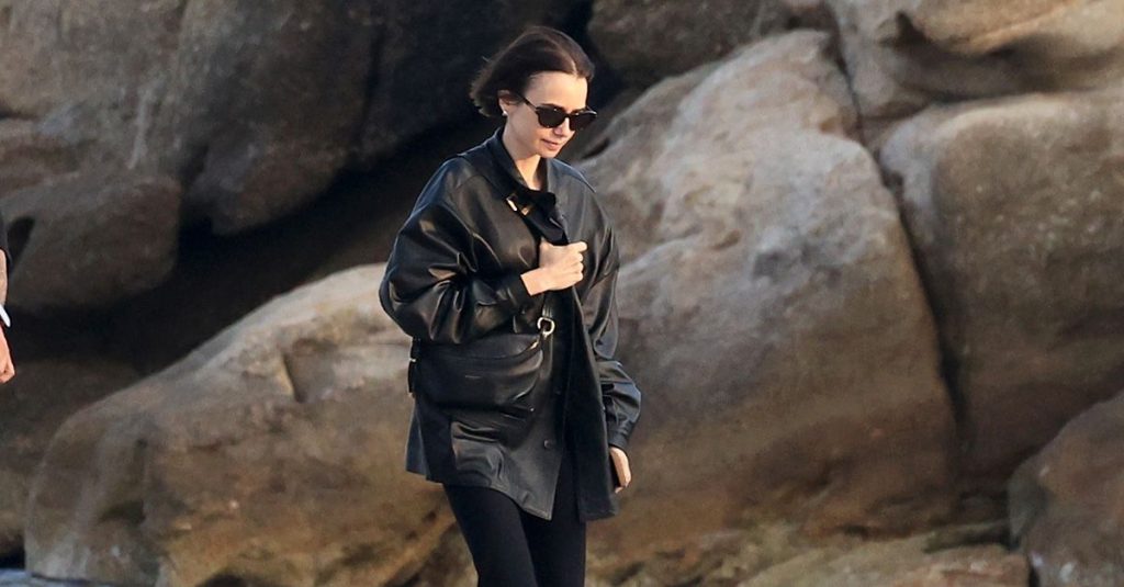 The Exclusive Ballet-Flat Trend Girls Are Wearing It
