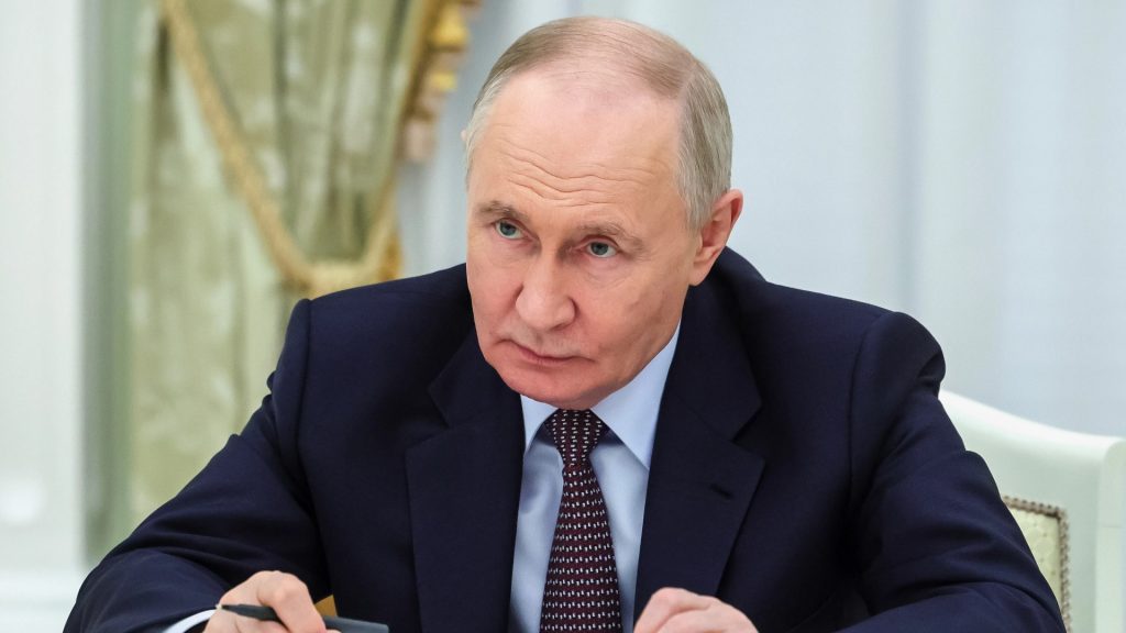 The exiled critic says Putin is facing a Hitler-style collapse and could be found dead in a bunker, as even his loyalists turn against the dictator. The exiled critic says Putin is facing a Hitler-style collapse and could be found dead in a bunker, as even his loyalists turn against the dictator.