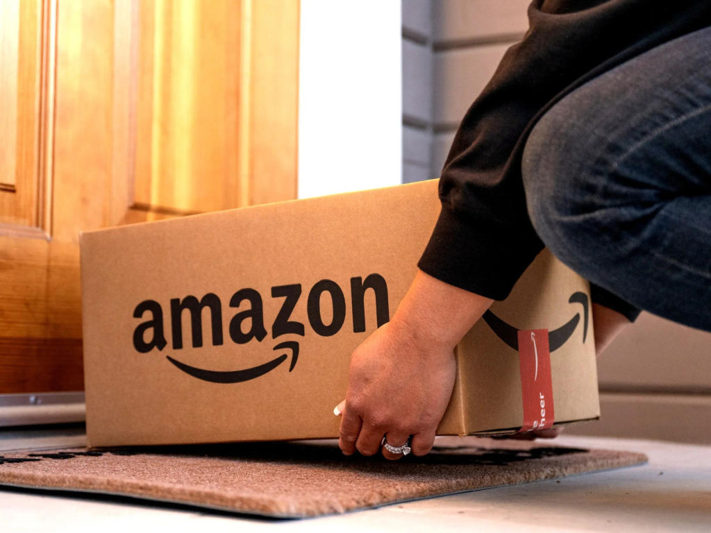 The fitness tracker is available on Amazon for 35 euros