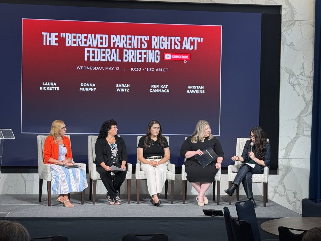 The law would require hospitals to outline parents' rights after a pregnancy loss.
