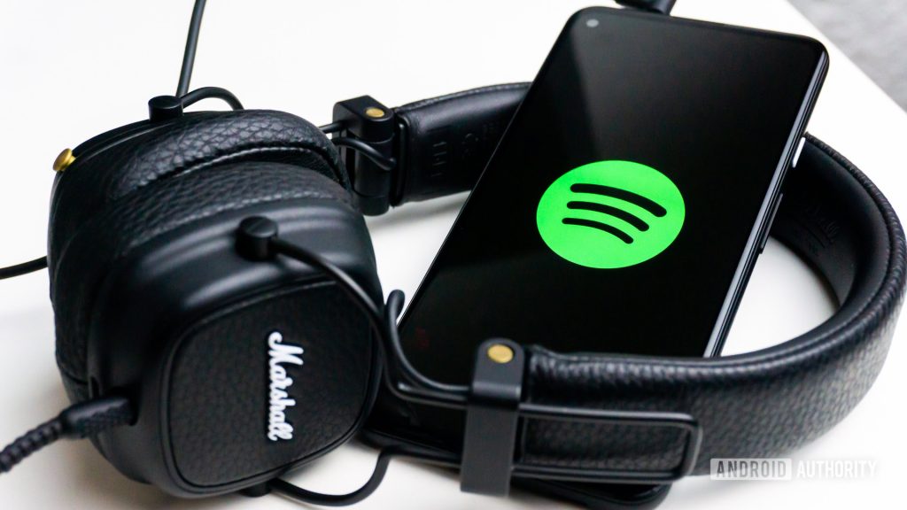 There is an active Spotify outage right now