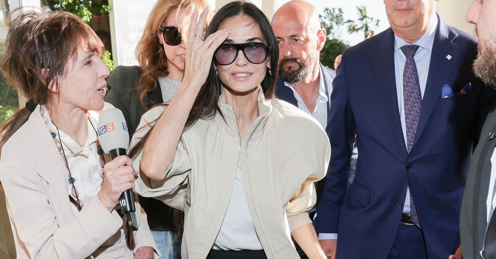 This Designer Bag Girls in NYC and LA Can't Stop Wearing