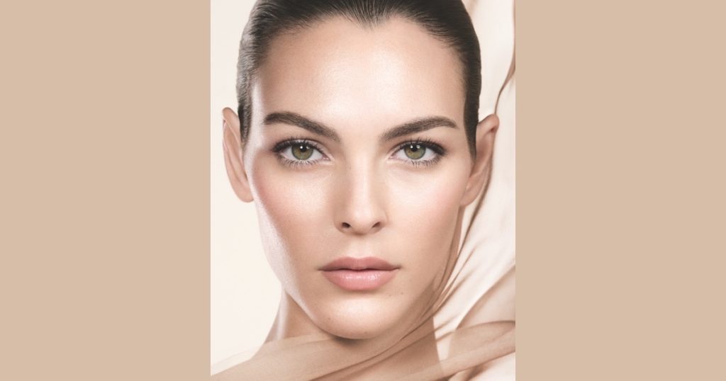 Vittoria Ceretti Makes Her Armani Makeup Ambassador Debut - Fashion Gone Rogue