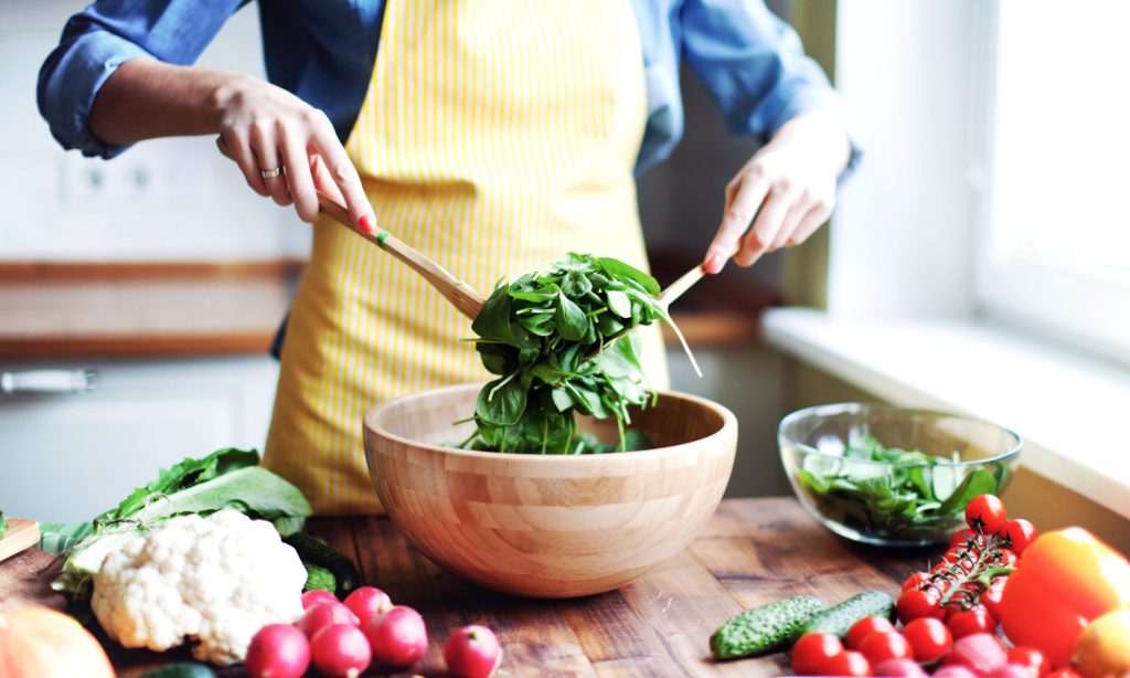 What really balances blood sugar? 5 hacks I tested with a CGM
