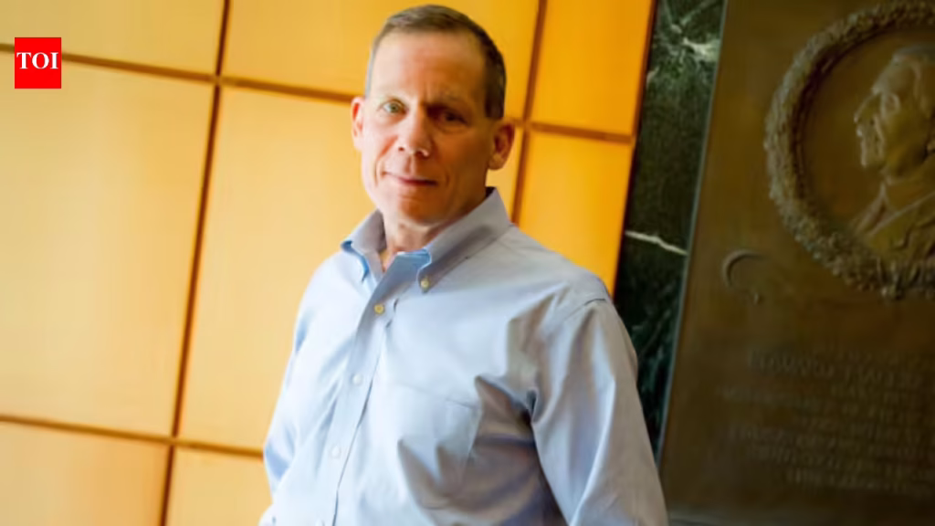 Who is Charles Lieber? Convicted Harvard scientists are now leading China's research into connecting the brain to computers.