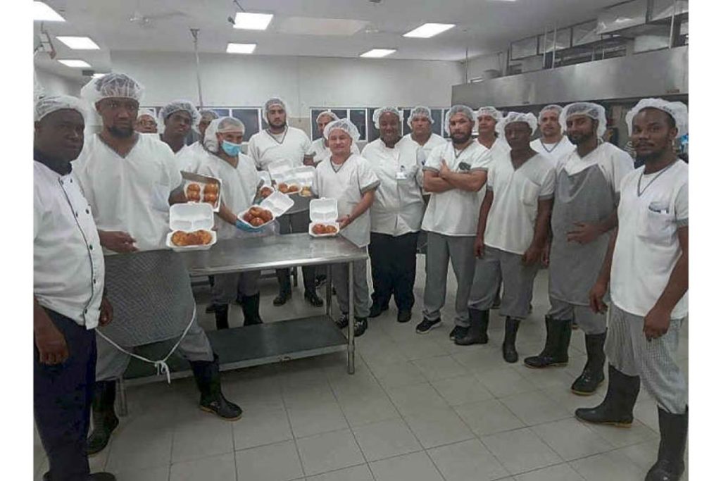 Prisoners learn to bake sweet bread